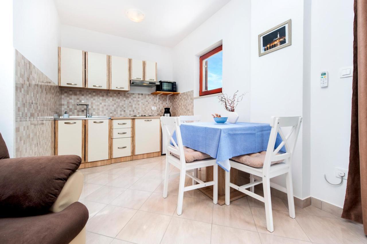 Apartments Vinko Rovinj Exteriör bild