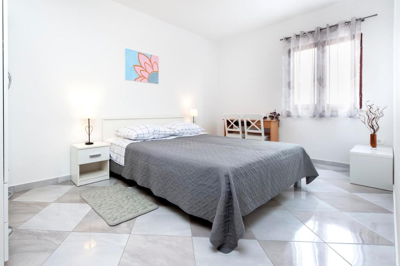 Apartments Vinko Rovinj Exteriör bild